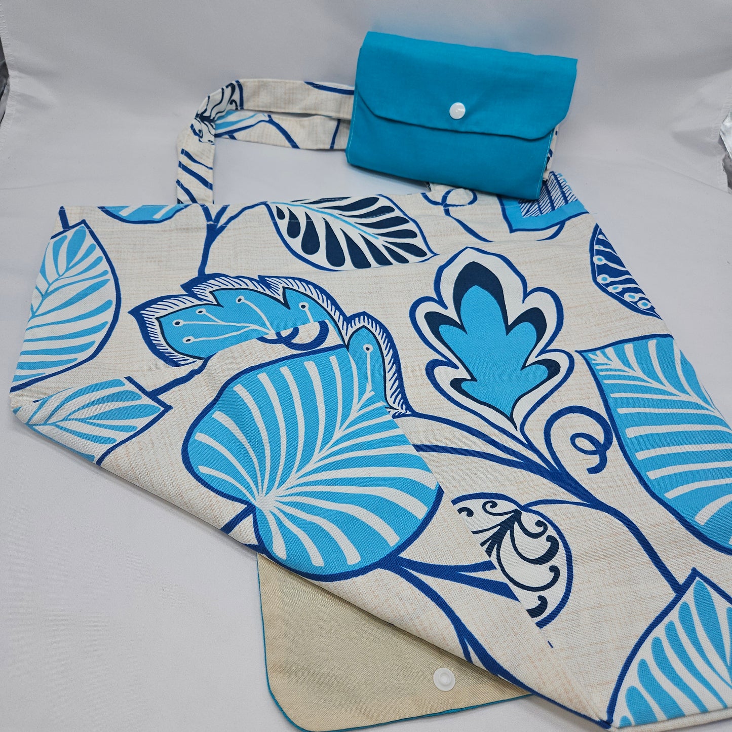 Ocean Bloom Fold-Away Tote