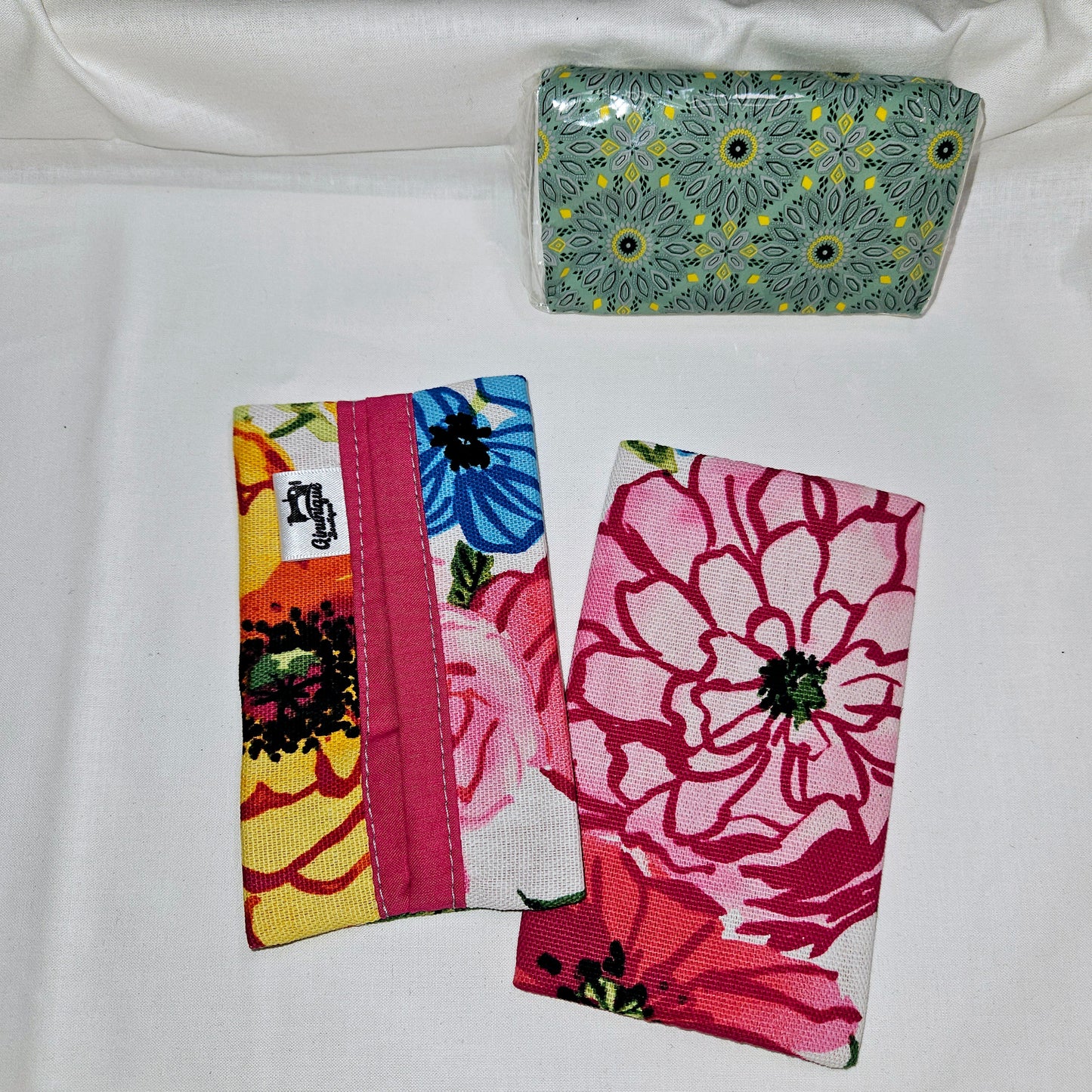 Blue Bloom Pocket Tissue Holder