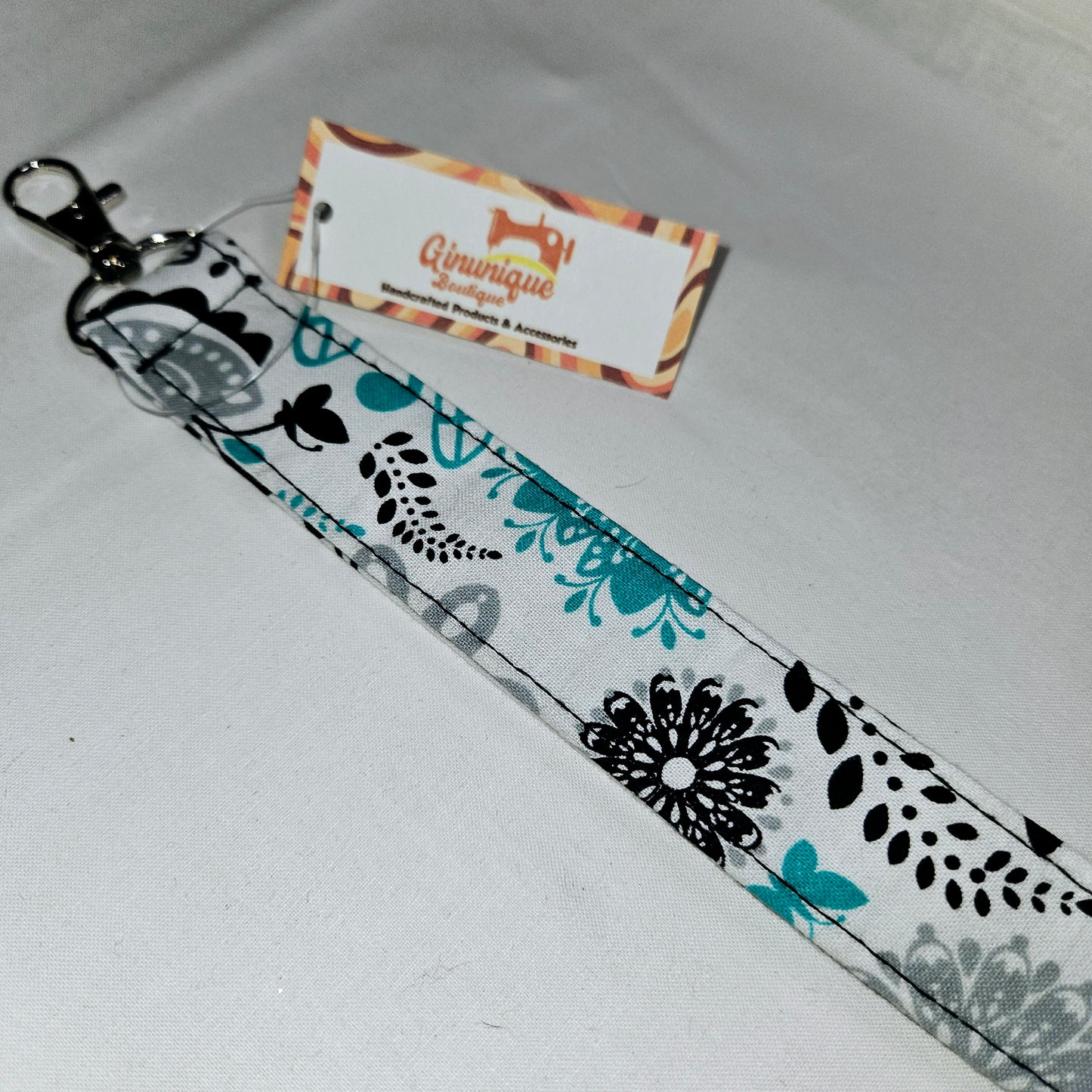 Floral Frost Wristlet Lanyard