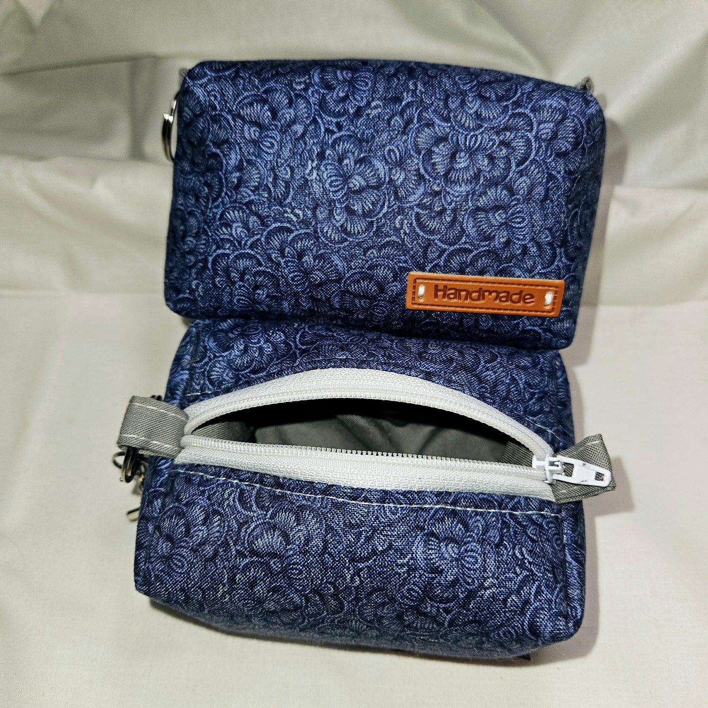 Paisley Breeze Mini Keychain Boxy Pouch