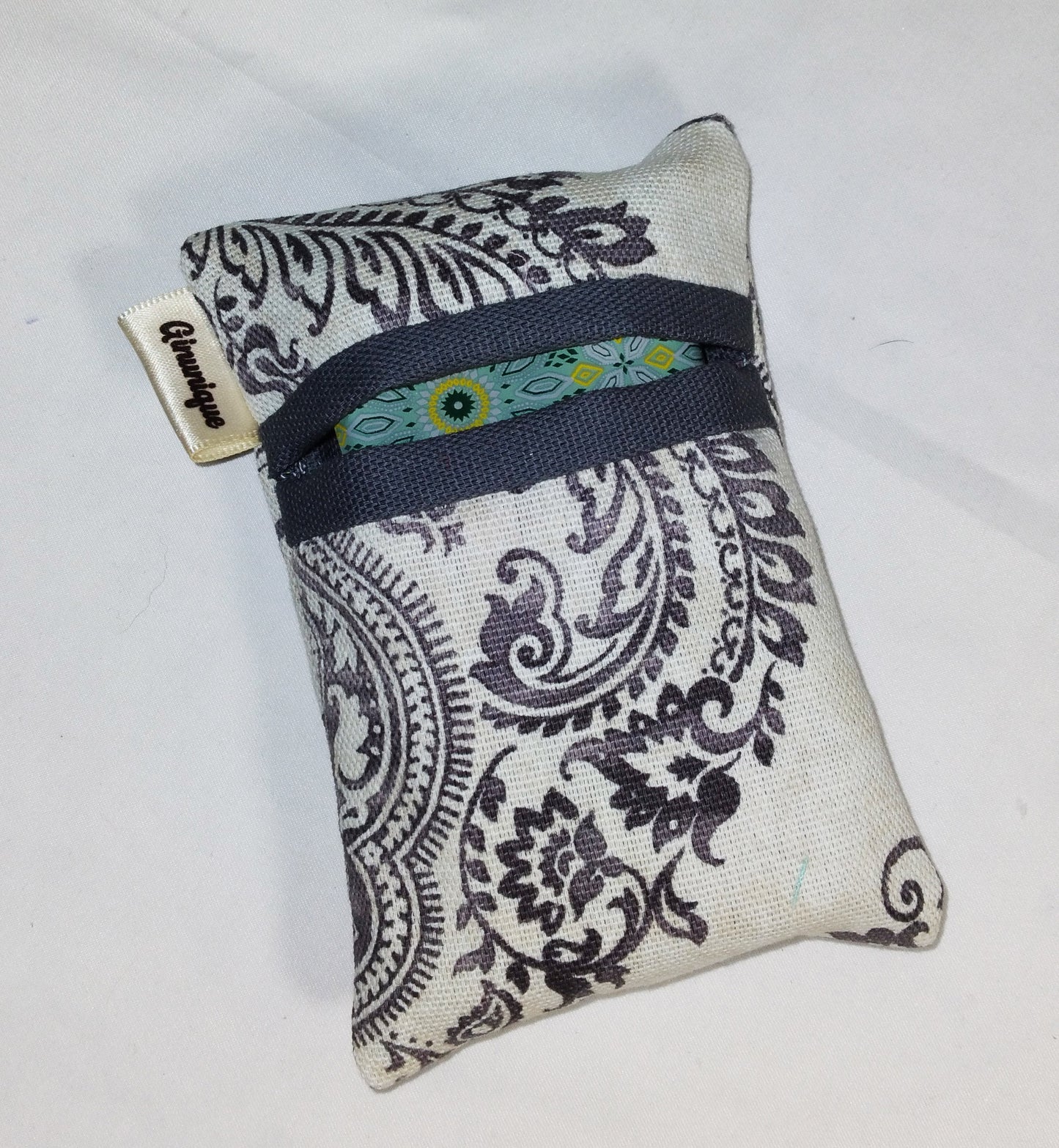 Pocket Tissue Holder