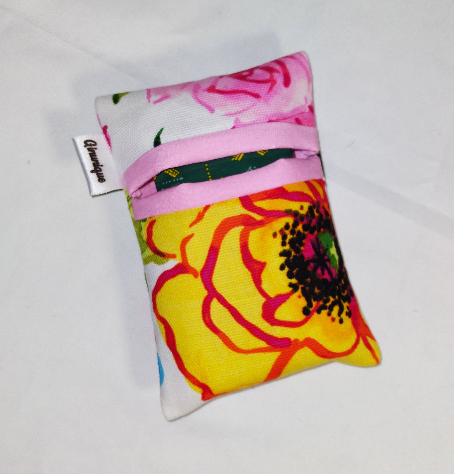 Pocket Tissue Holder